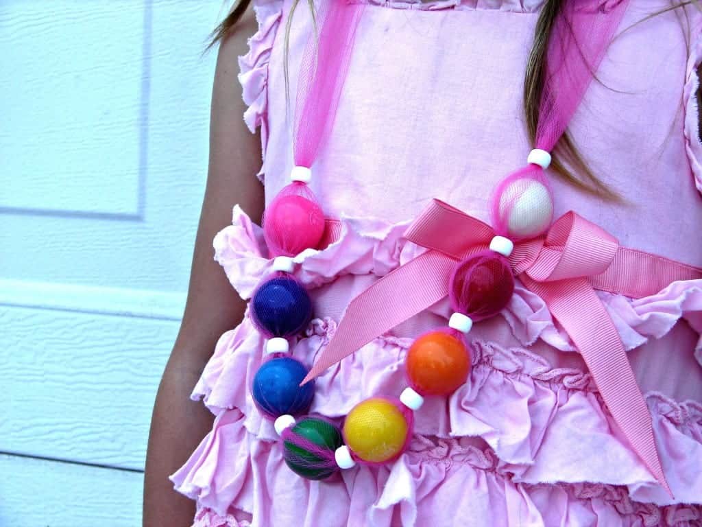 necklace with bubblegum