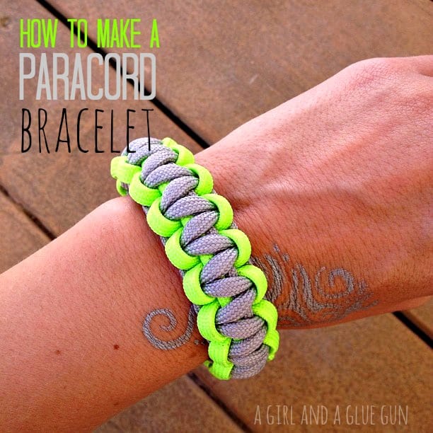 how to make a paracord bracelet