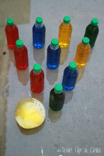 Ice Bowling - DIY Bowling Game with Ice (6)