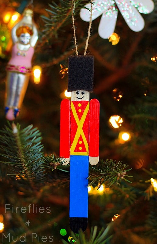 Toy-Soldier-Ornament-3