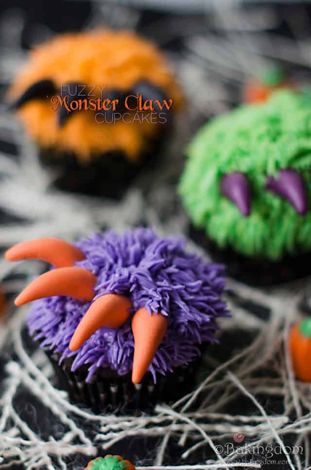 Fuzzy-Monster-Claw-Cupcakes-from-Bakingdom