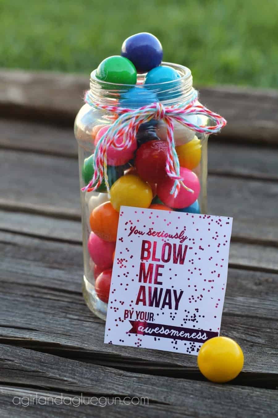 bubble-gum-blow-me-away-900x1350