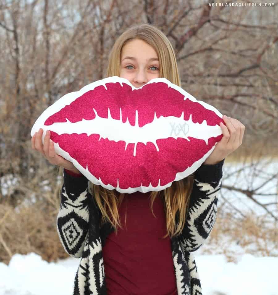 fun lip pillow for valentines day made with heat transfer vinyl