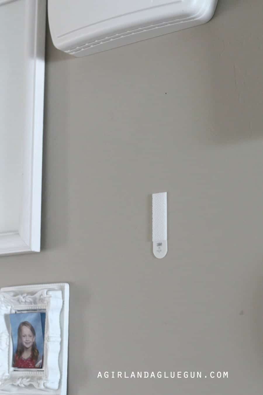 command strips for hanging pictures