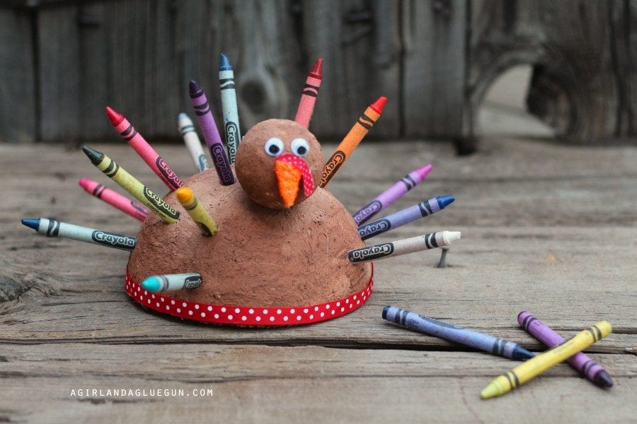 crayon-holder-turkey-900x600
