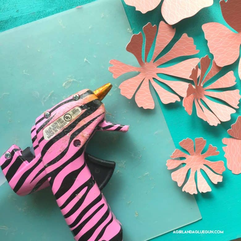 How to make paper flowers A girl and a glue gun