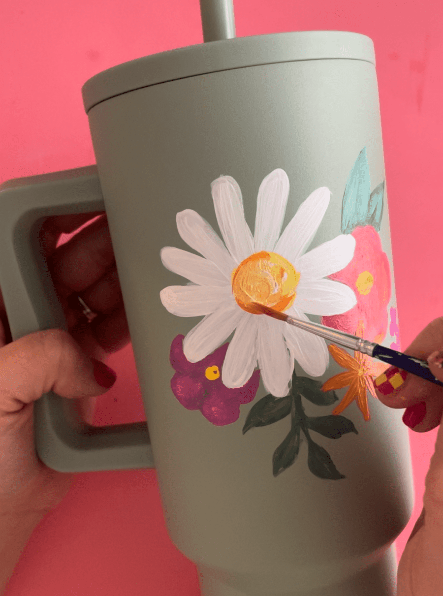 how to paint a tumbler with handle