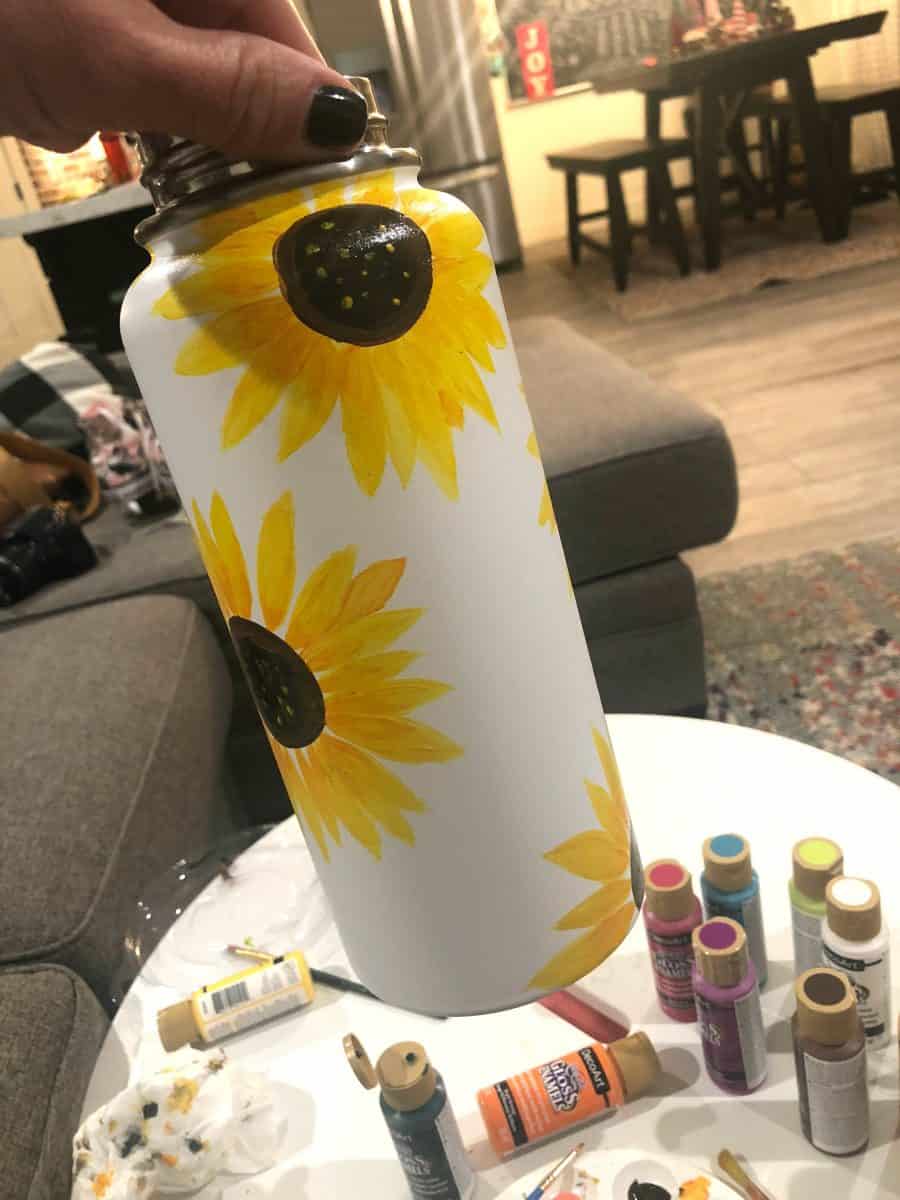 Hand-painted water bottles - A girl and a glue gun