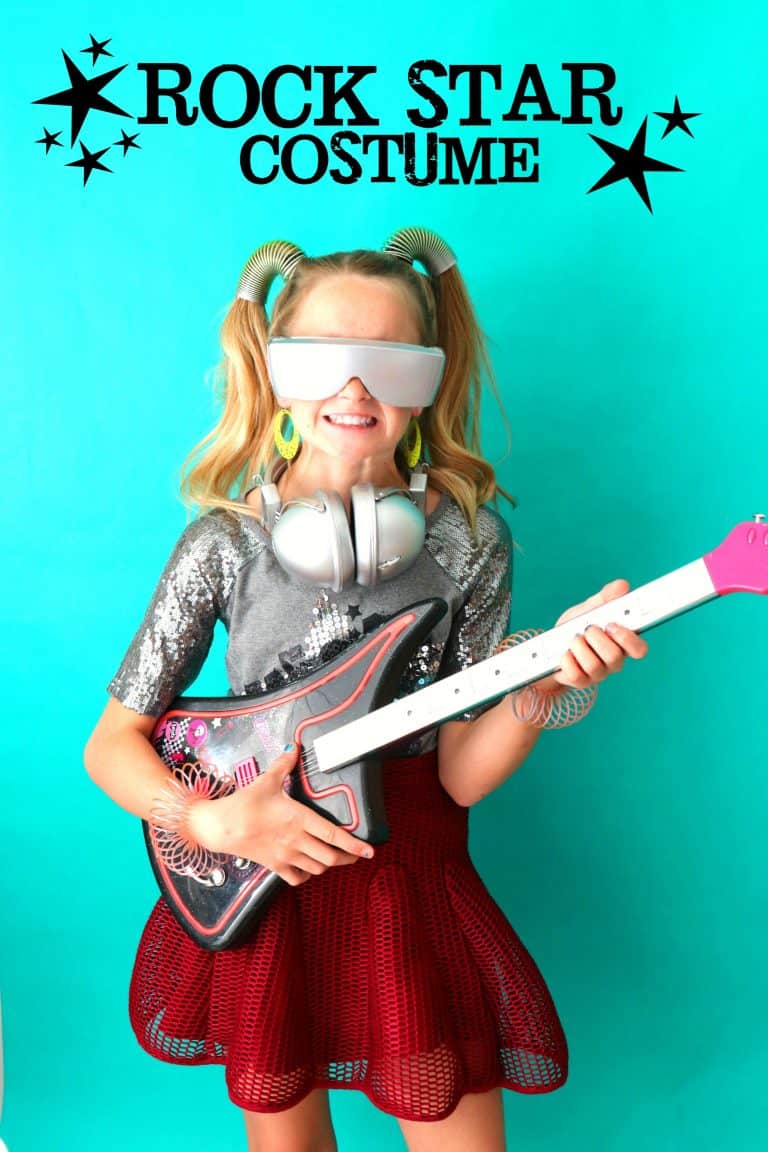 Halloween Costumes to DIY from the thrift store - A girl and a glue gun