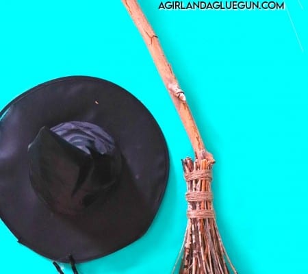 how to make a witch's broom from sticks
