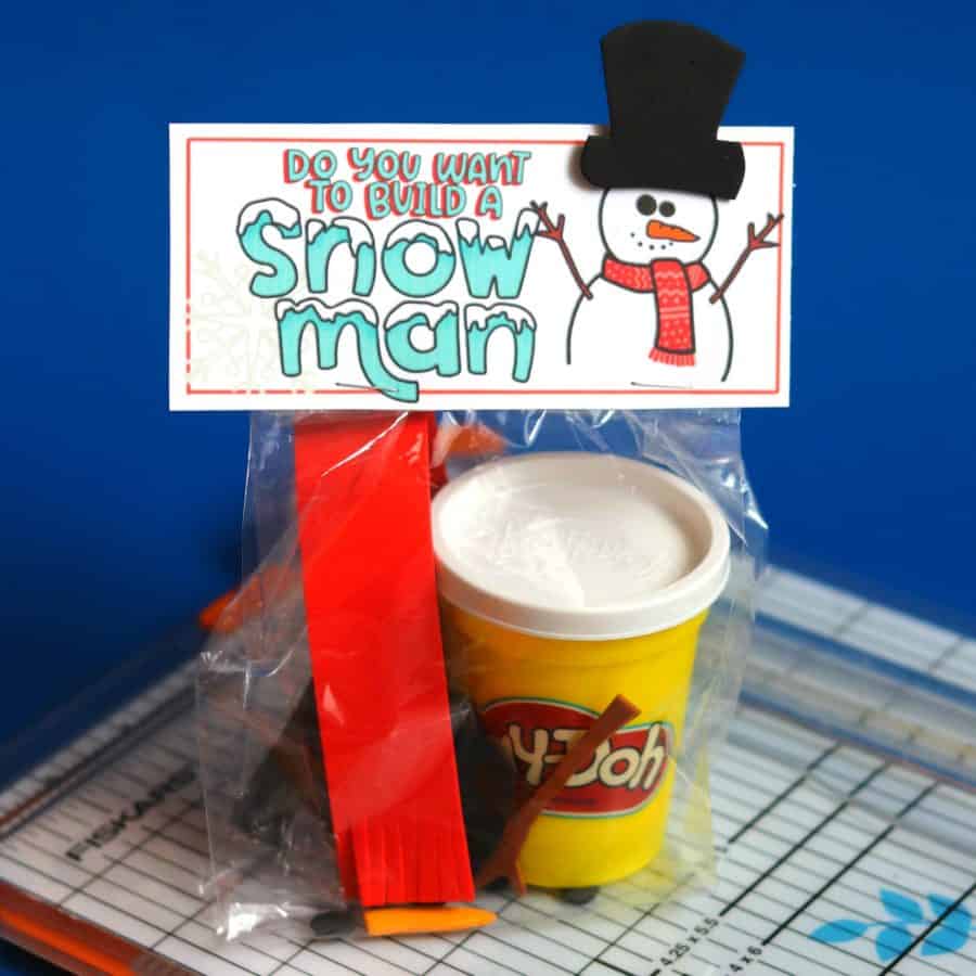 Snowman kit with free printables - A girl and a glue gun