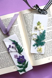 bookmarks with dried flowers