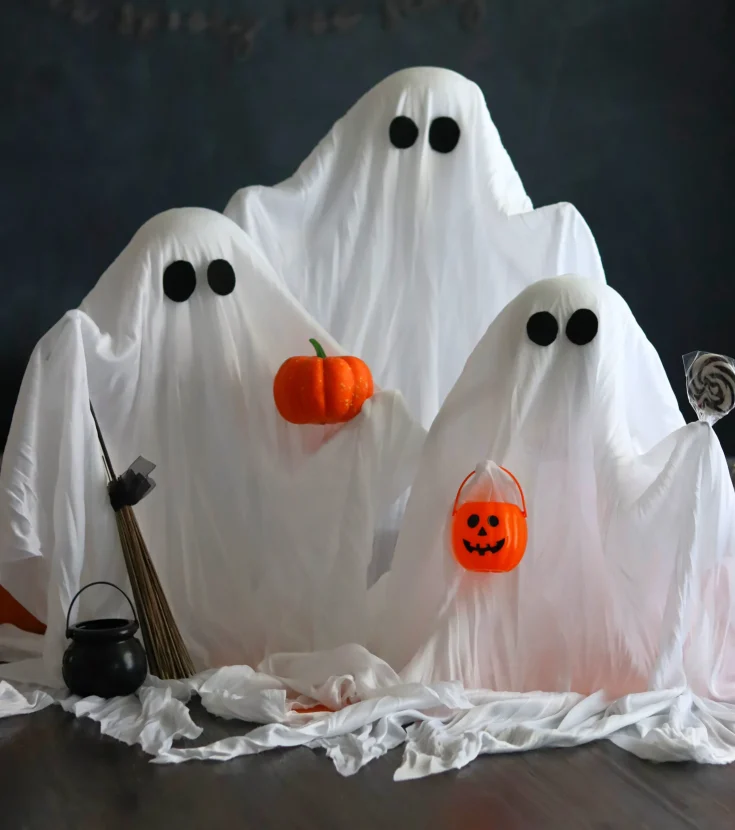 ghosts made from dollar tree items
