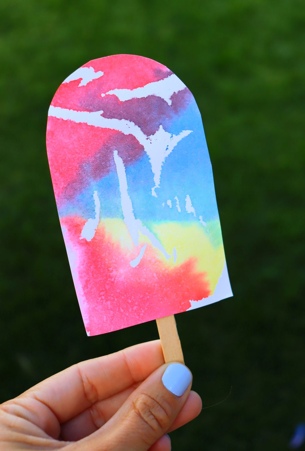 Paper Popsicles Popsicle Garland- Kids Craft! - A girl and a glue gun