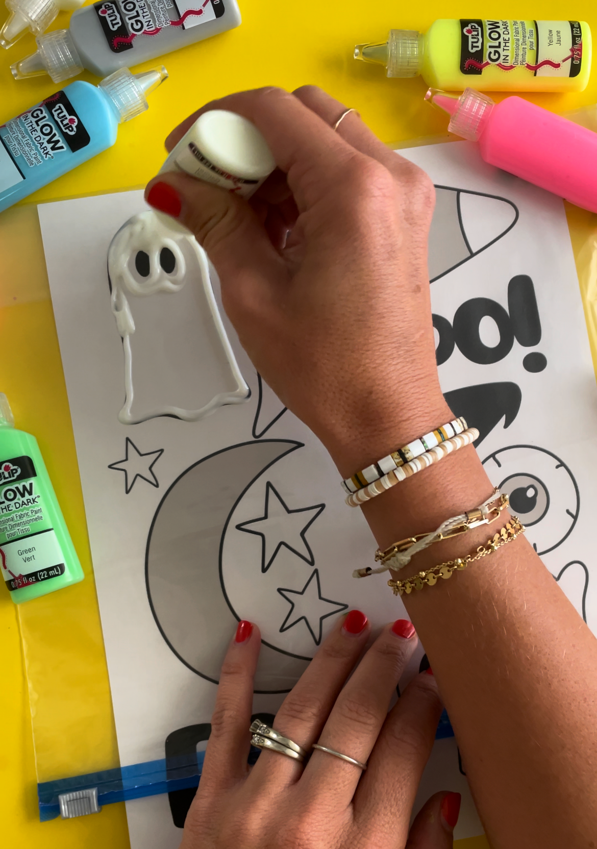 Free Halloween clipart A girl and a glue gun