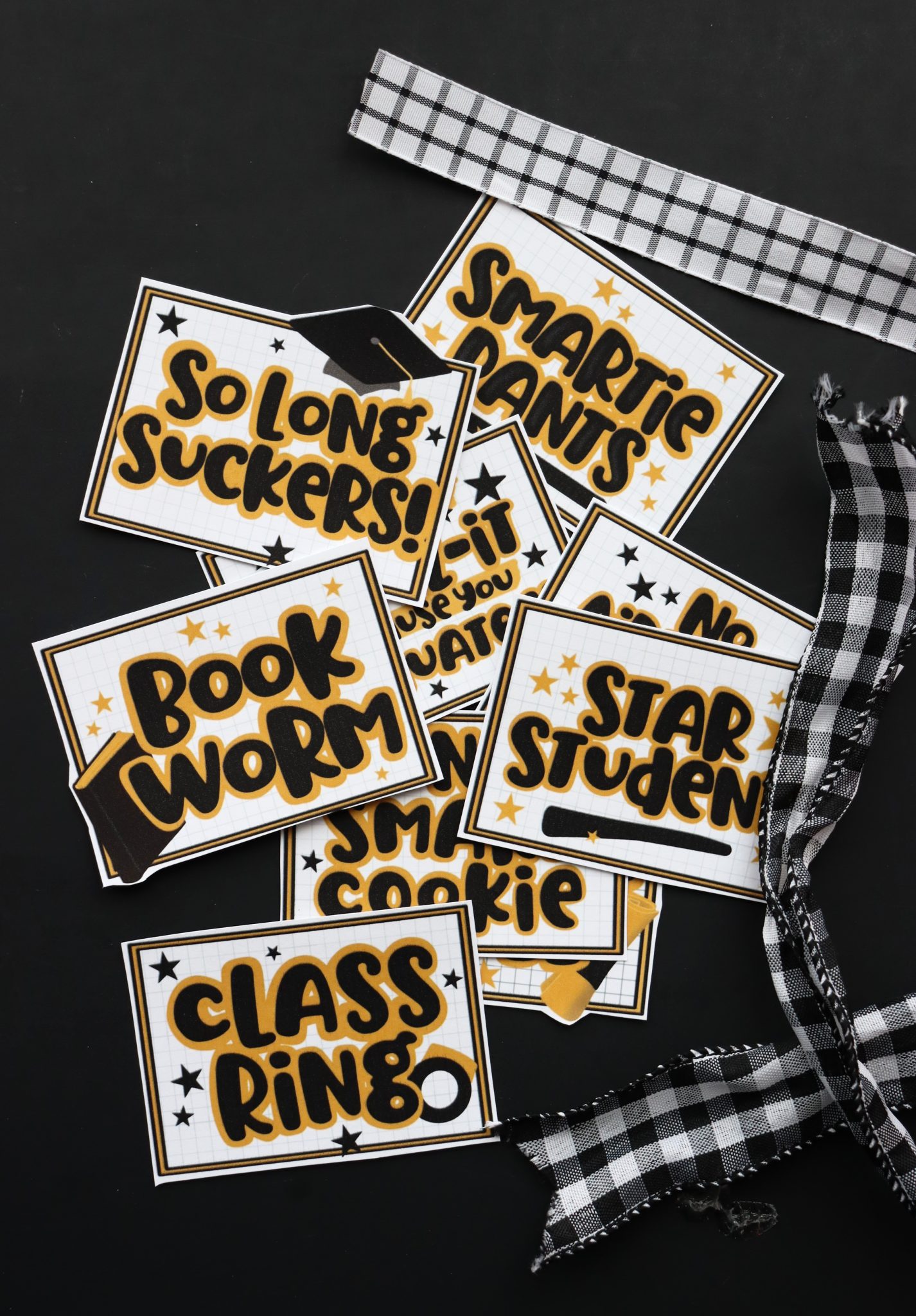 End of the school year printable tags - A girl and a glue gun